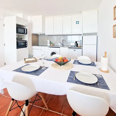 Rocha Varandas Sunny Apartament Portimão